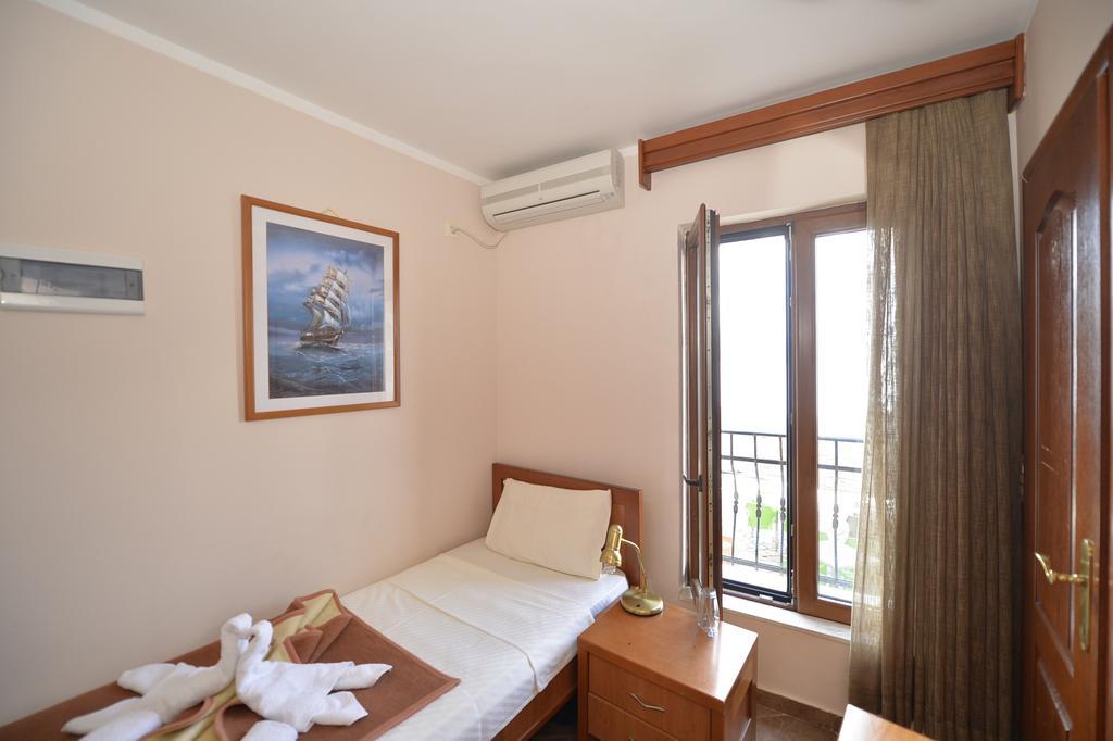 Hotel Anderba Krasići Kültér fotó